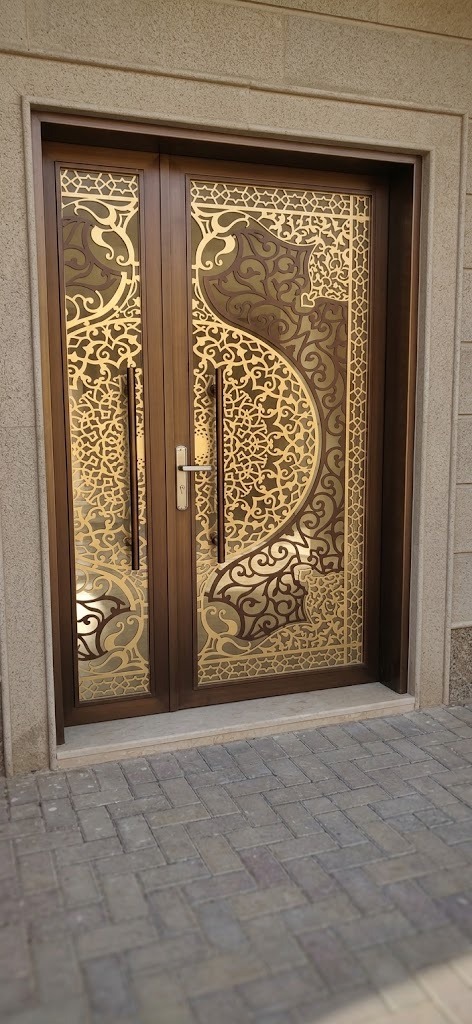 باب حديد مناسب للمنازل